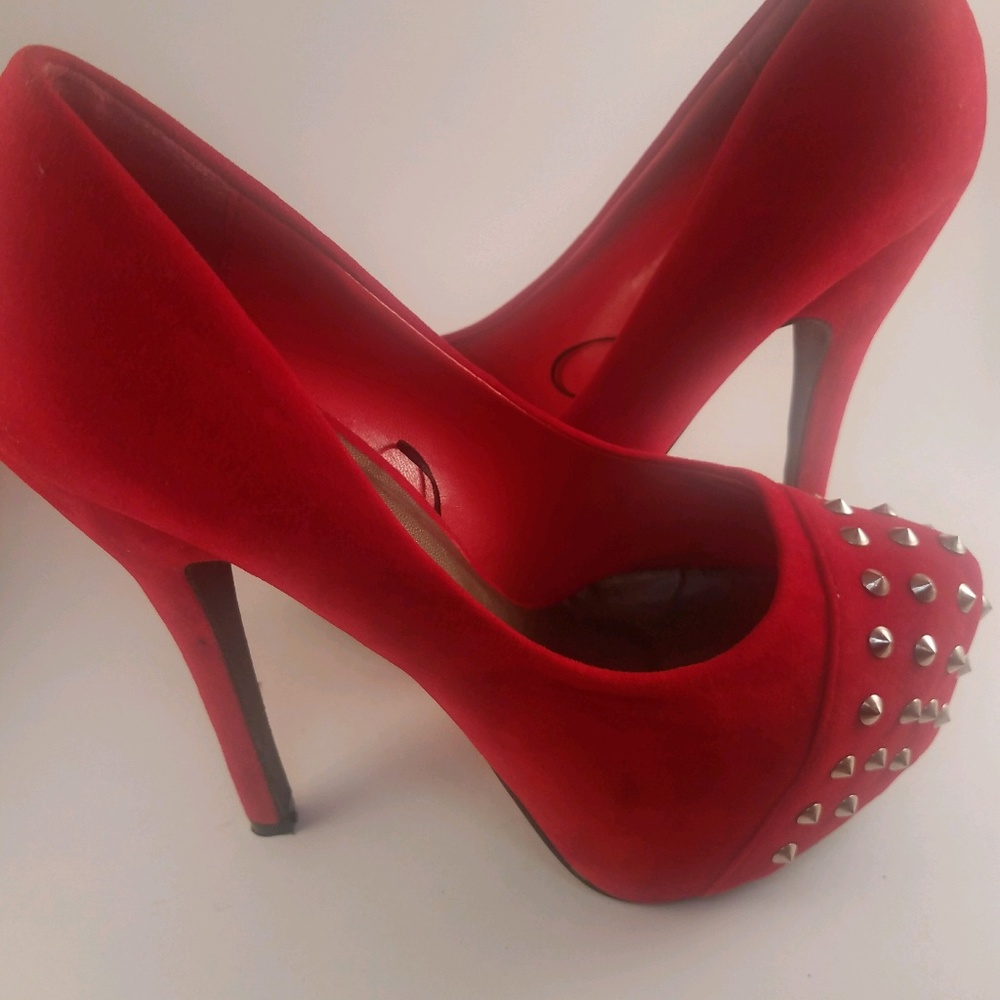 Sexy red suede & spike studded platform stiletto